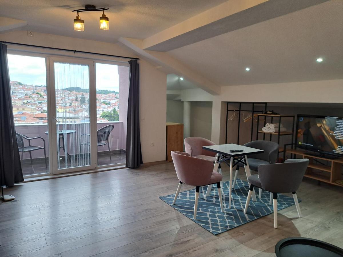 Papi Apartments Крушево Екстер'єр фото